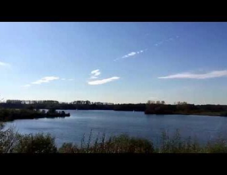 Saline Gottesgabe in Rheine mit Hund – Historische Saline und Parkanlage